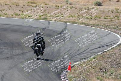 media/Apr-20-2025-AHRMA (Sun) [[393a79c373]]/Race/Group 2/Turn 4b/